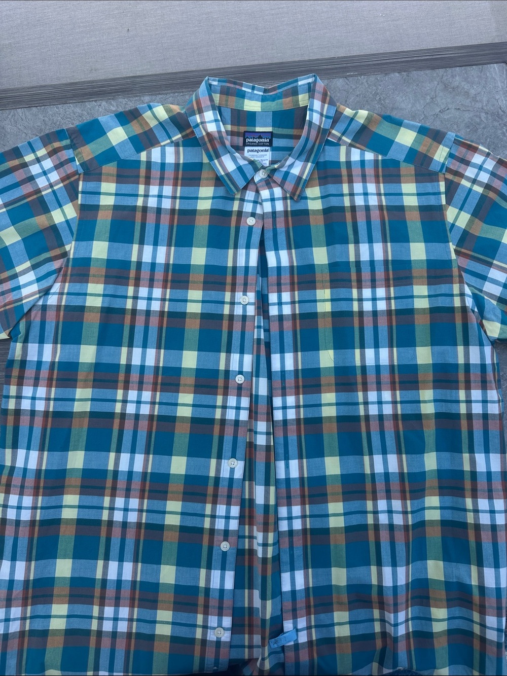 Patagonia Teal, Navy & Cream Plaid Short-Sleeve Button-Up Shirt